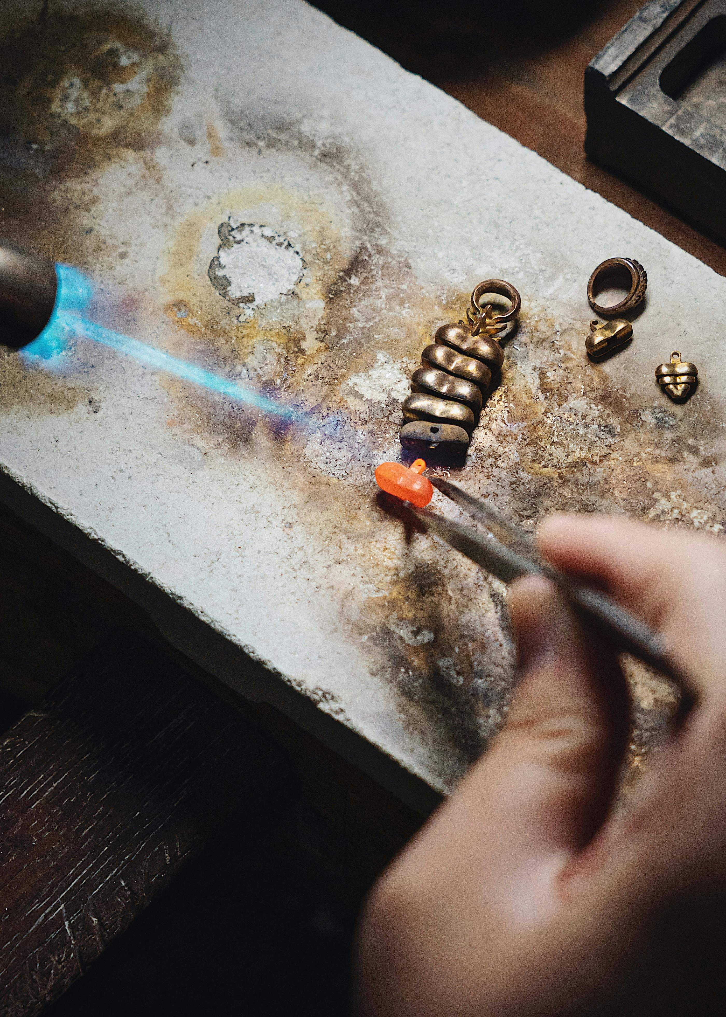 Soudure et réparation de bijoux
